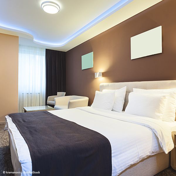 Una habitación de hotel.