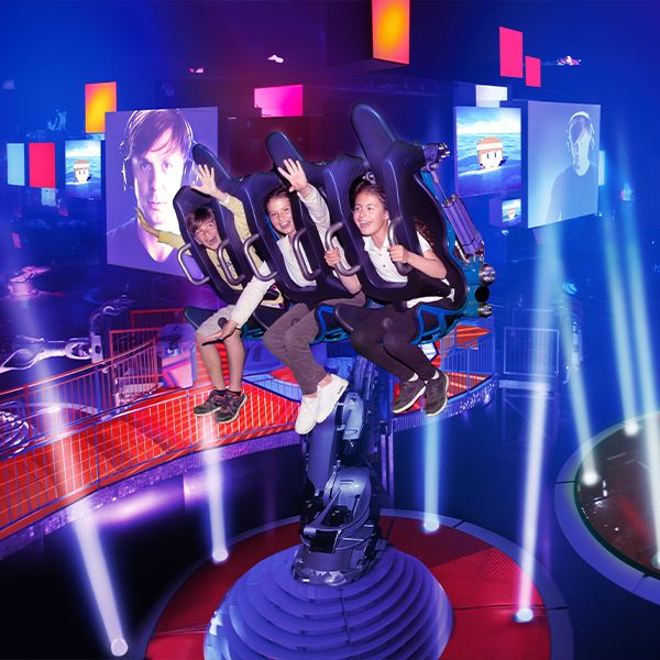 Futuroscope danse avec les robots.