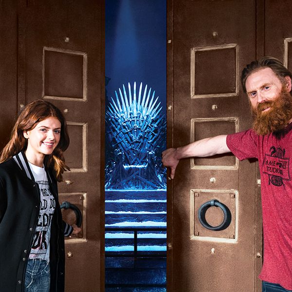 A couple having fun during the Game of Thrones Studio Tour.