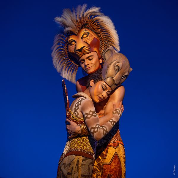 Personnages du spectacle Le Roi Lion.