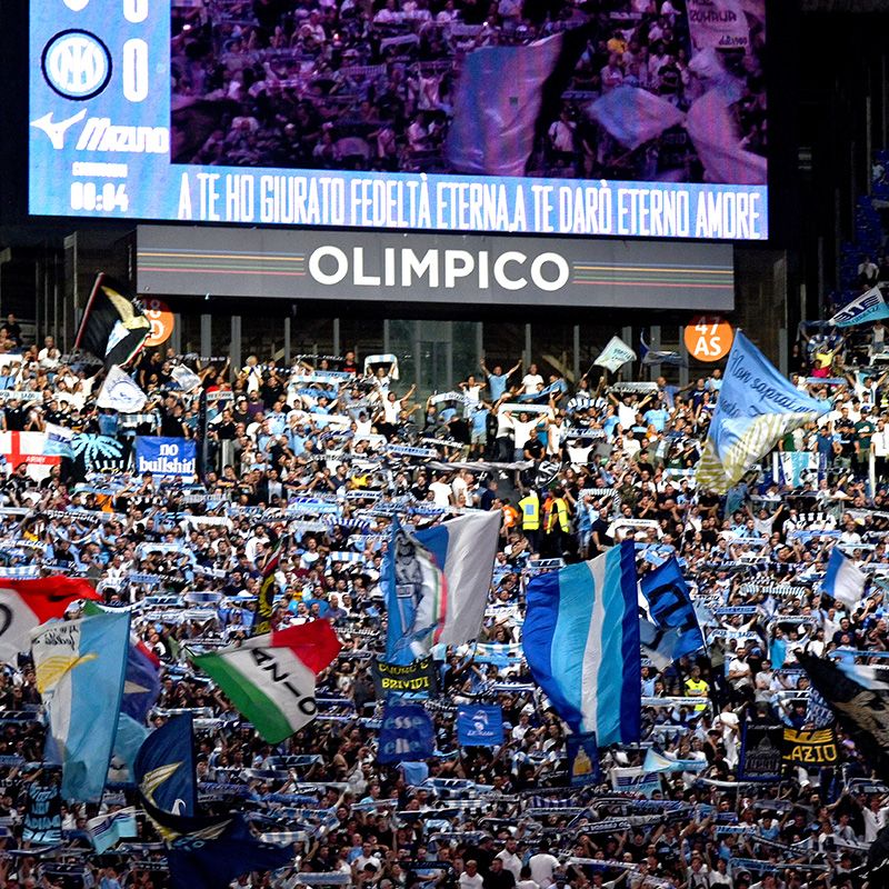 Sostenitori della SS Lazio. 