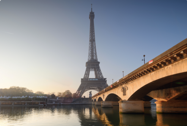 IT_noel25_weekend_city_AdobeStock_thierry_faula